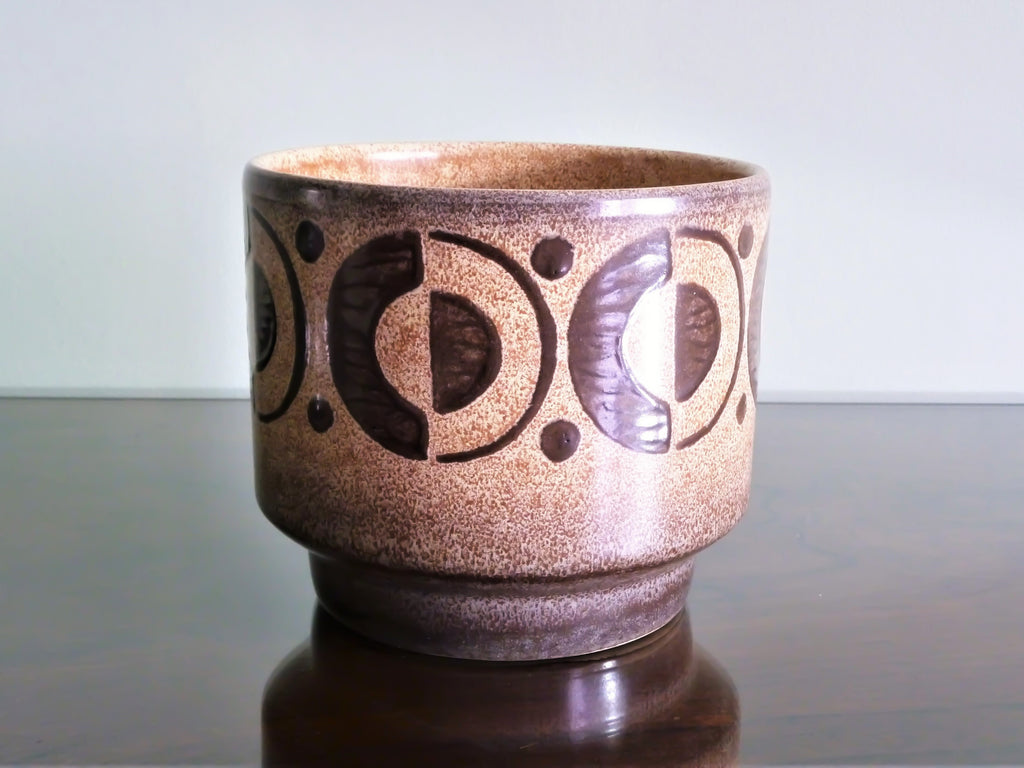 Vintage planter, cappuccino brown with geometric decoration